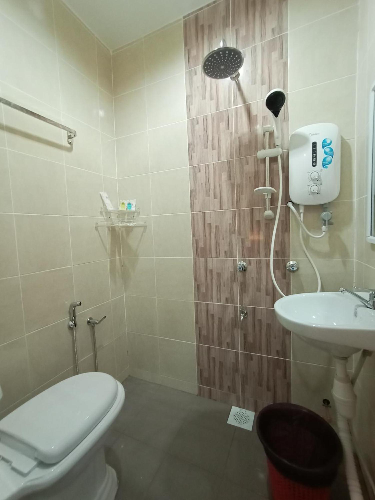 Dane & Shue Hotel Kok Lanas Kampong Kok Lanas Екстериор снимка